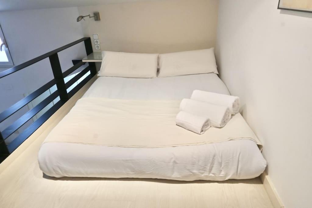 מדריד For You Rentals Apartamento Temporal Con Encanto A Pocos Metros Del Sol Myr13 מראה חיצוני תמונה