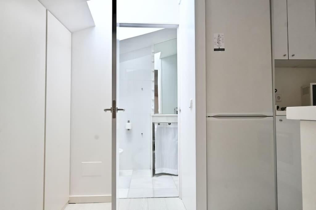 מדריד For You Rentals Apartamento Temporal Con Encanto A Pocos Metros Del Sol Myr13 מראה חיצוני תמונה