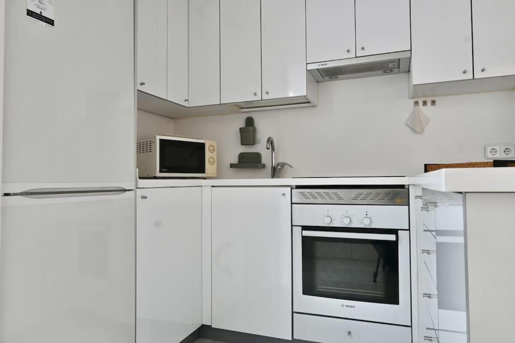 מדריד For You Rentals Apartamento Temporal Con Encanto A Pocos Metros Del Sol Myr13 מראה חיצוני תמונה